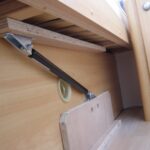 Gas strut for murphy bed